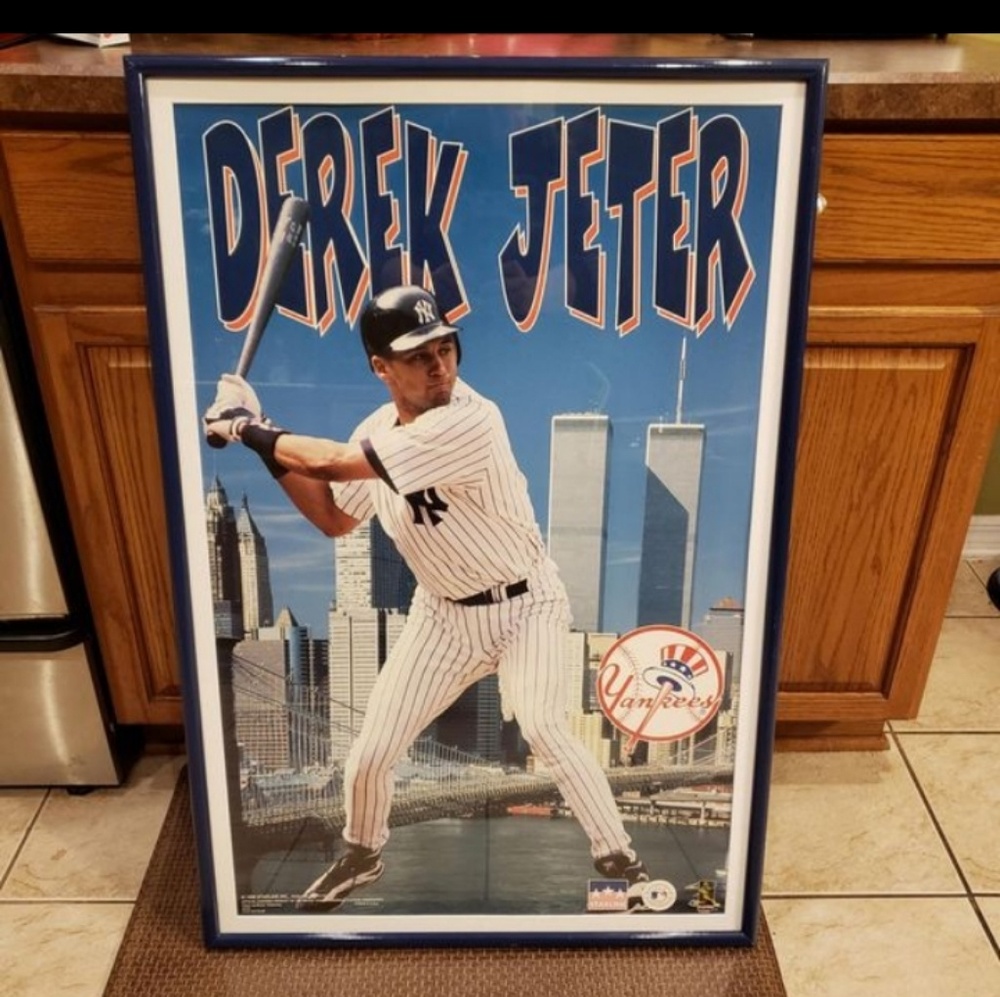 New York Yankees Baseball Derek Jeter with The Twi